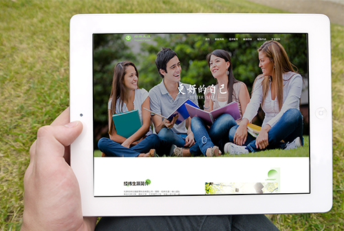 ��˫���ɾ�γ����